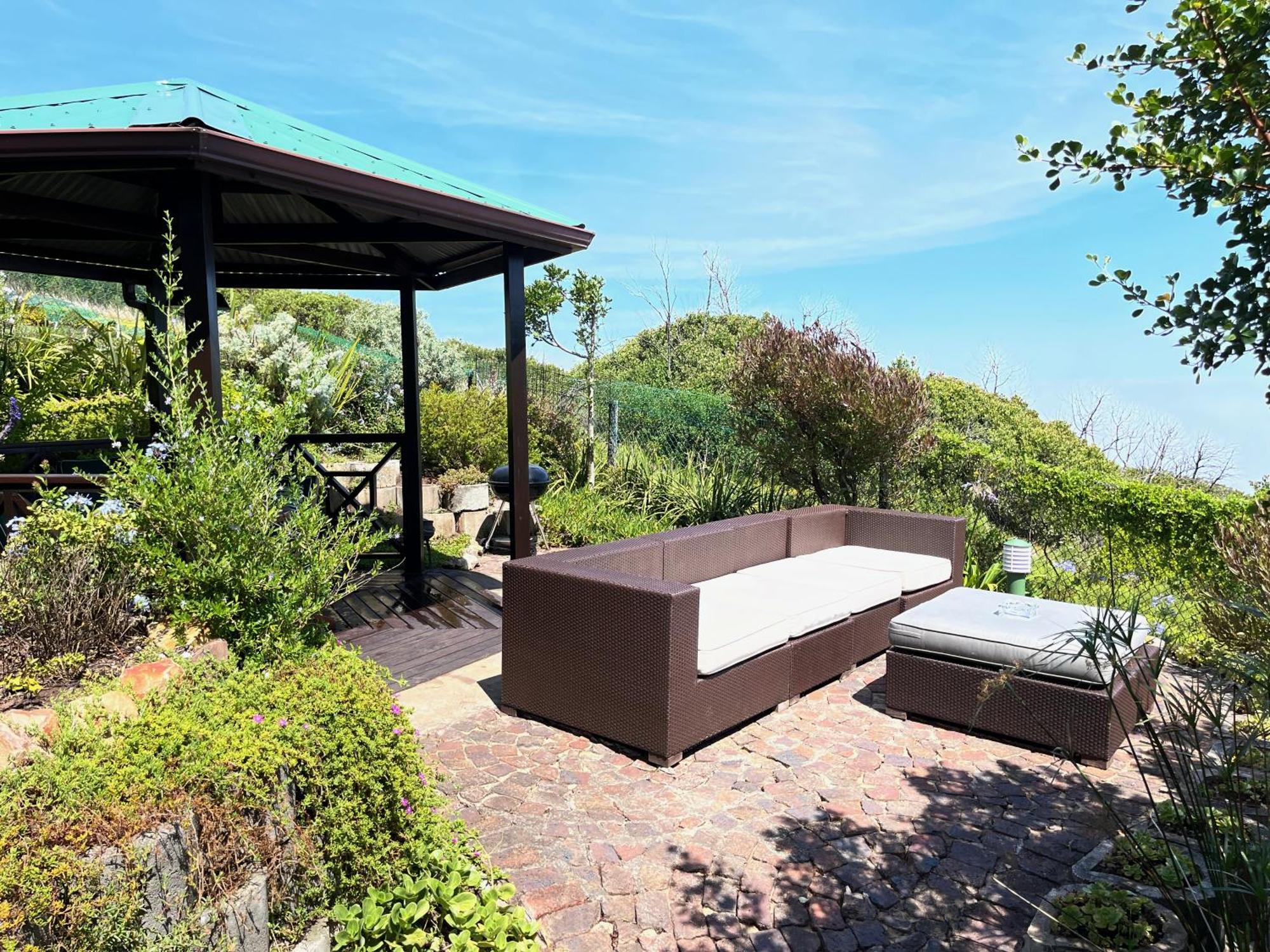 Peaceful Guest Suite With Balcony Views And Garden Setting Brenton-on-Sea Kültér fotó